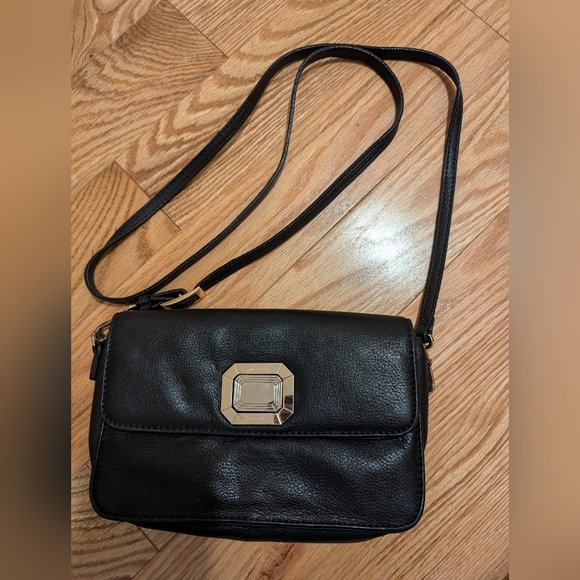 Danier Black Leather Crossbody Bag with Silver Hardware - Picture 3 of 9